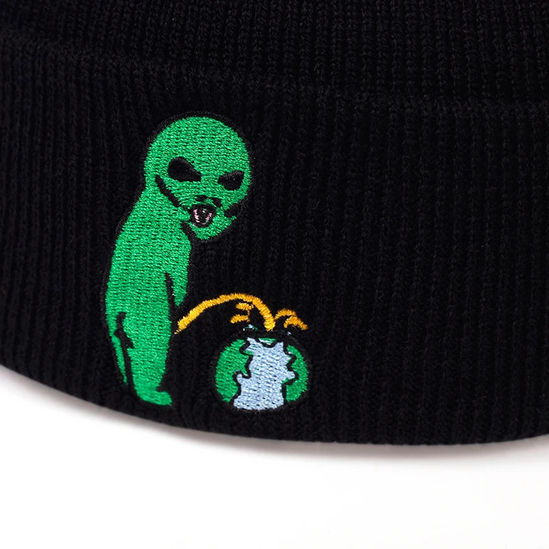 CN Zhejiang Alien Embroidery Beanie Hat Unisex Warm Winter Cap